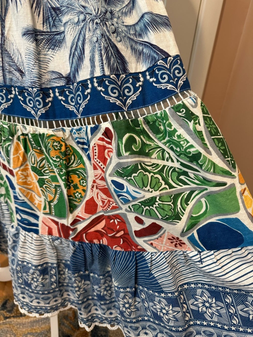 Farm Rio size XS tiered midi skirt in tropical prints - Picture 3 of 14